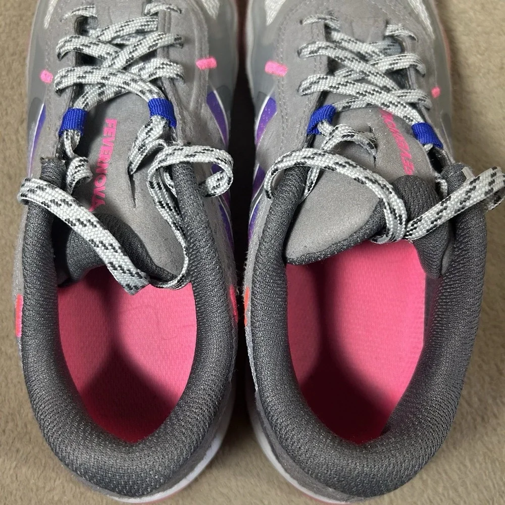 Adidas Fevernova IC Indoor Soccer Shoes Grey Pink IG3148 Mens 7‎ Womens 8